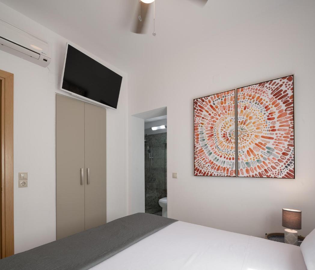 Alba Bianca Villa, Family Retreat With Heated Pool By Thinkvilla Hersonissos  Bagian luar foto